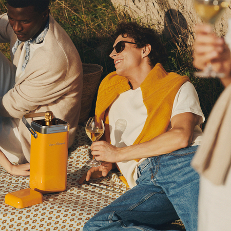 Veuve Clicquot Brut Yellow Label, GIFT COOLER