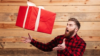 Darčeky pre obchodných partnerov: 4 tipy ako si neurobiť hanbu, ale zavďačiť sa