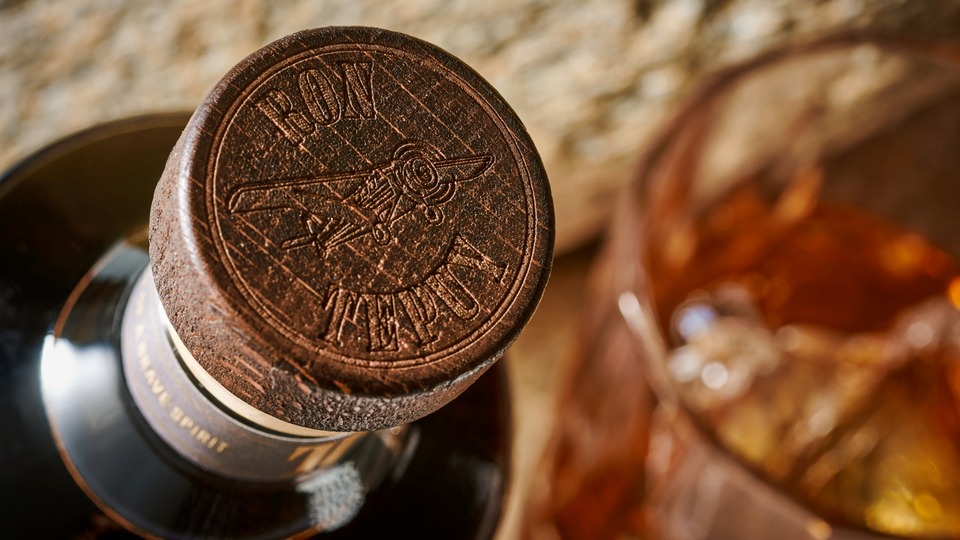 Ako vzniká Ron Tepuy: miel de melaza, tri destilácie a sherry finish