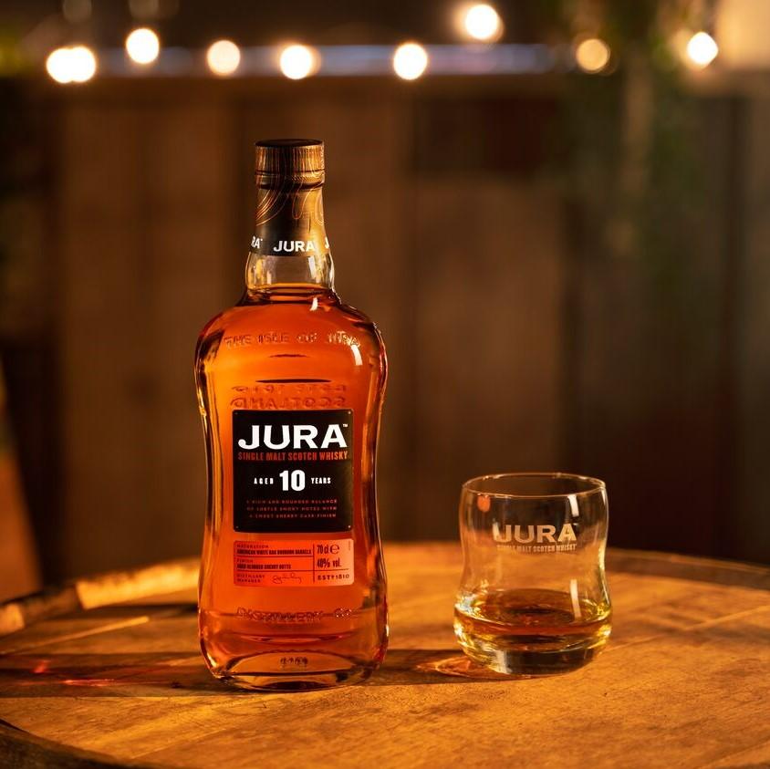 Jura 10 Y.O. single malt whisky