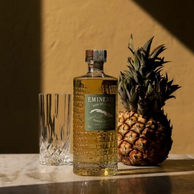 Eminente Ámbar Claro