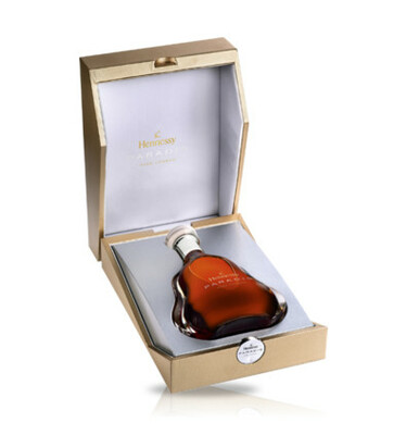 Hennessy Paradis, GIFT