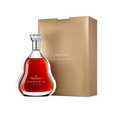 Hennessy Paradis, GIFT
