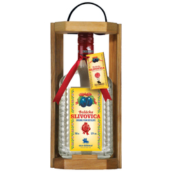 Bošácka Slivovica - hranatá v dreve, GIFT